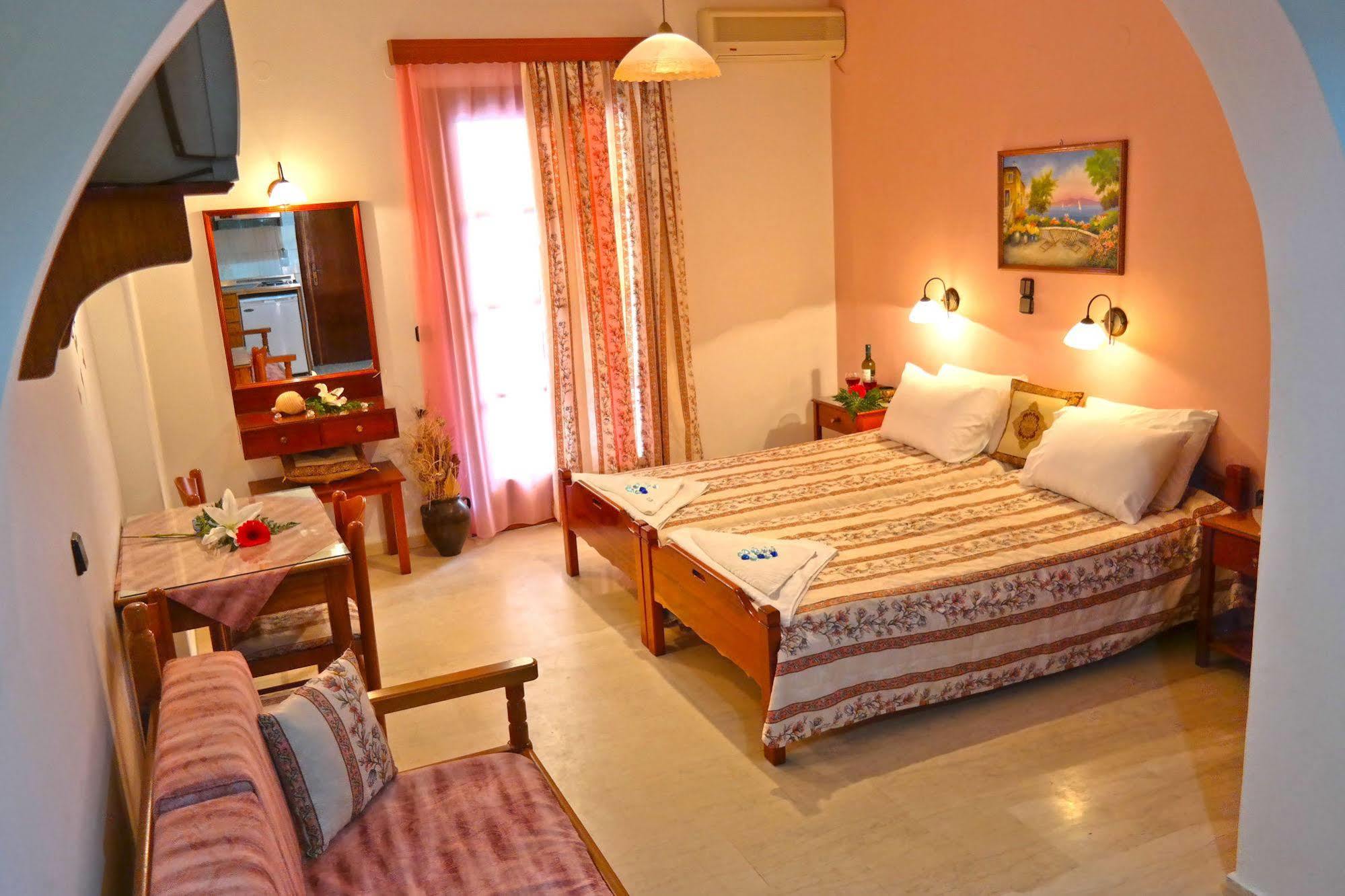 Golden Beach Studios Down Town Naxos City Zewnętrze zdjęcie