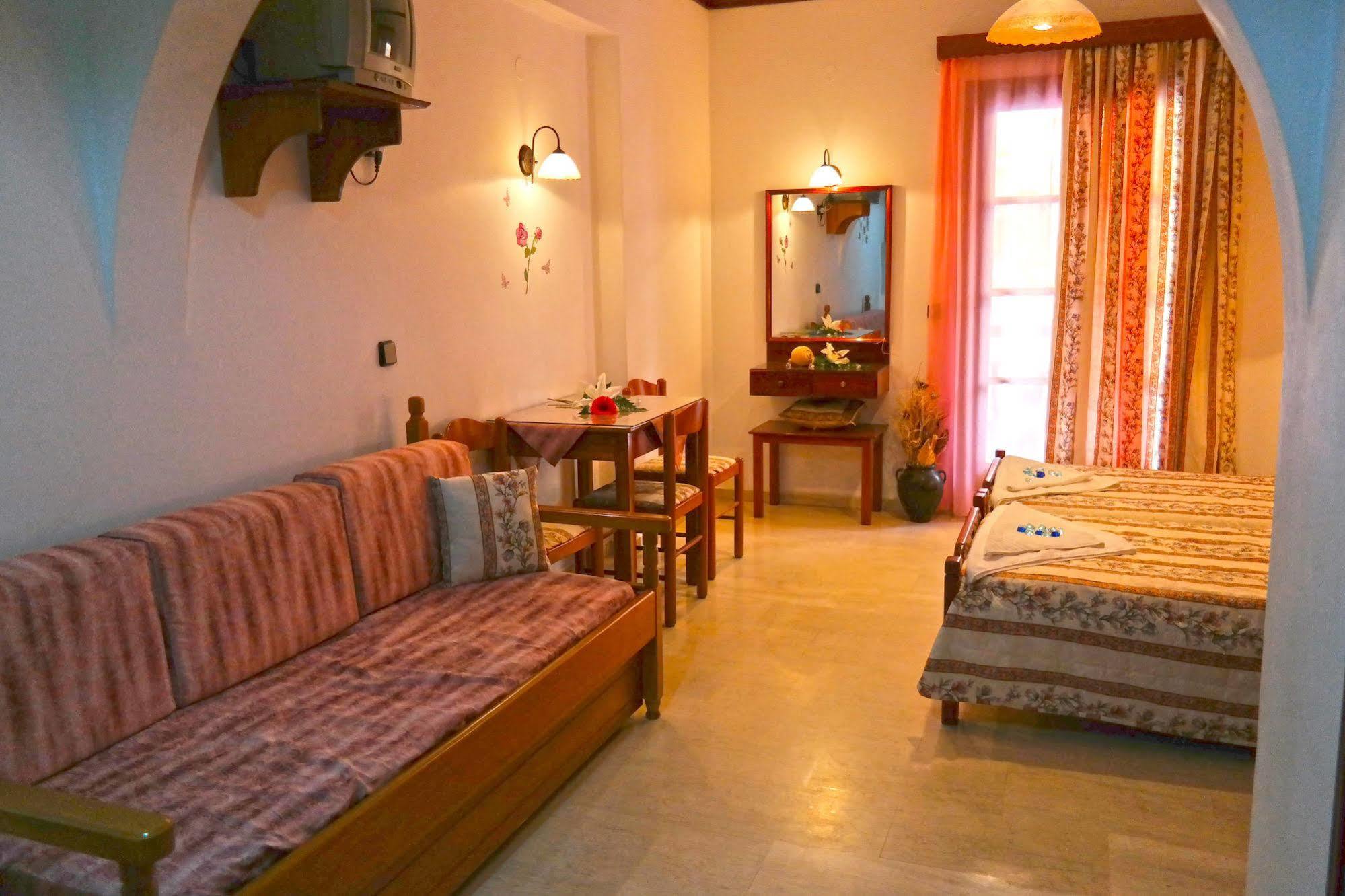 Golden Beach Studios Down Town Naxos City Zewnętrze zdjęcie